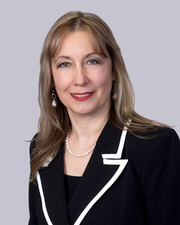 Elida Alba, Principal at Choo & Company