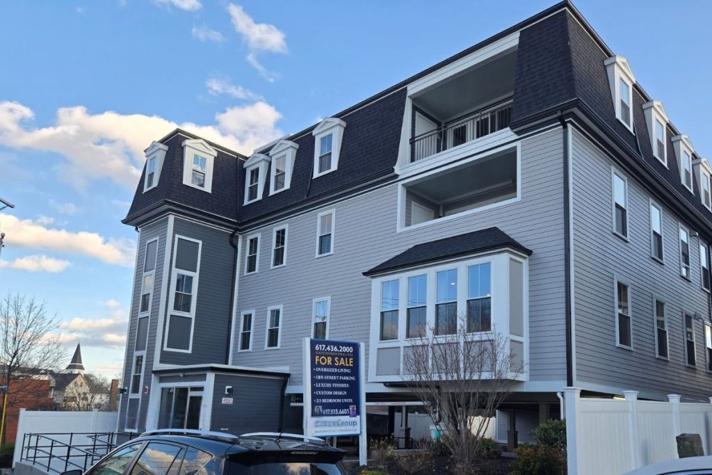 Quincy Center multi unit apartment building designed by Choo and Company